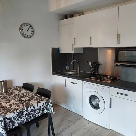 Διαμέρισμα Maison Duplex Avec Jardin 200 Metres Du Quartier Naturiste