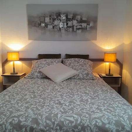 Διαμέρισμα Maison Duplex Avec Jardin 200 Metres Du Quartier Naturiste